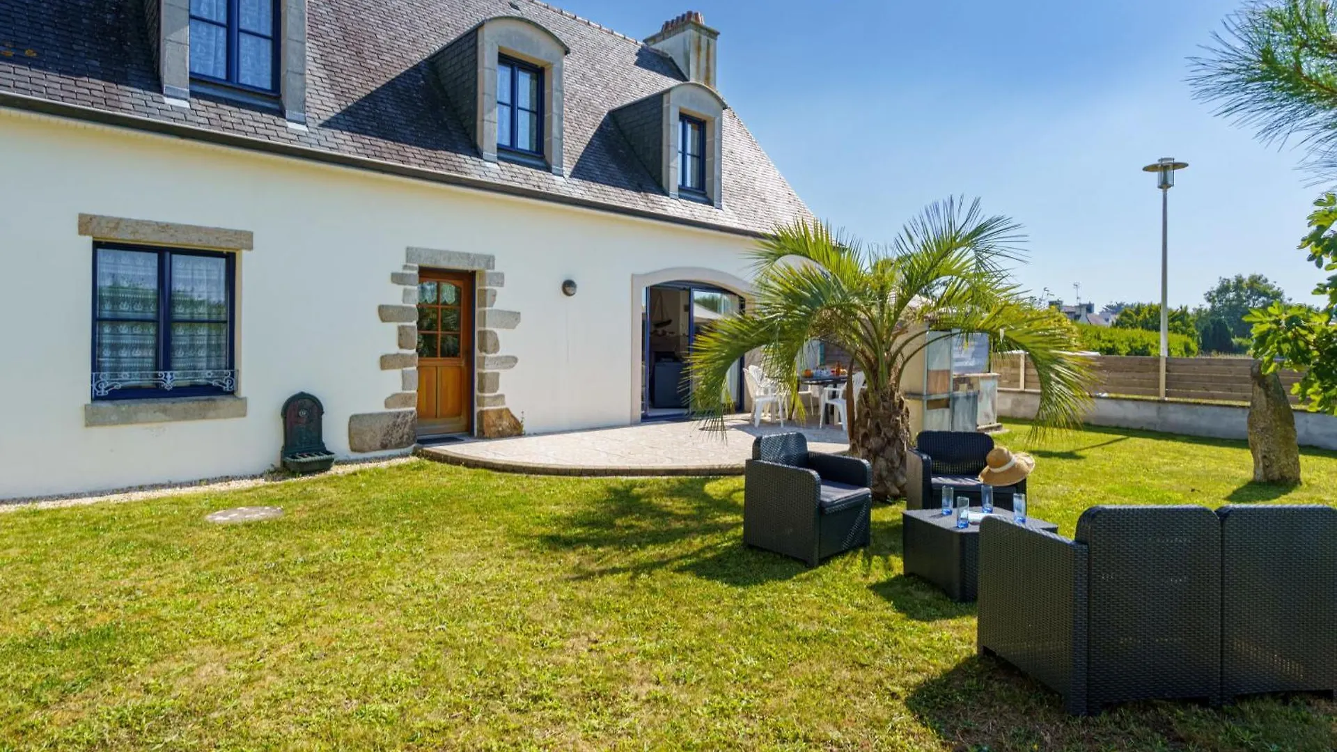 Holiday Home La Mouette Bleue By Interhome Loctudy