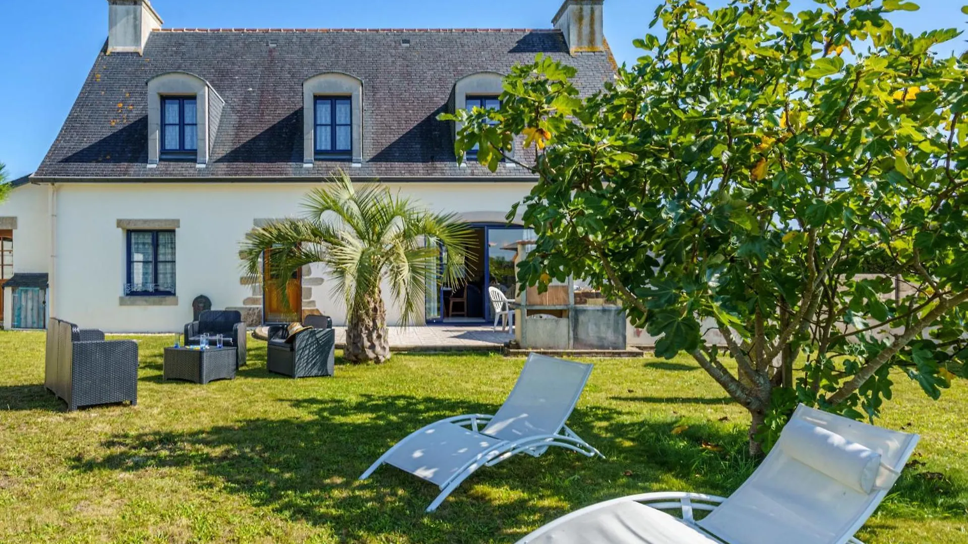 Holiday Home La Mouette Bleue By Interhome Loctudy